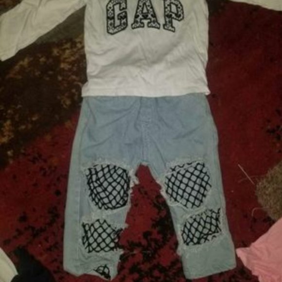 2T Gap Long Sleeve Shirt and Designer jeans - Picture 2 of 2